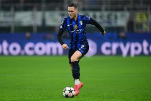 意媒:尤文去年本来也想免签泽林斯基,但他不想加盟那不勒斯死敌